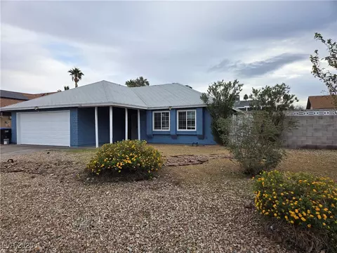 536 Close Ave, Henderson, NV 89011