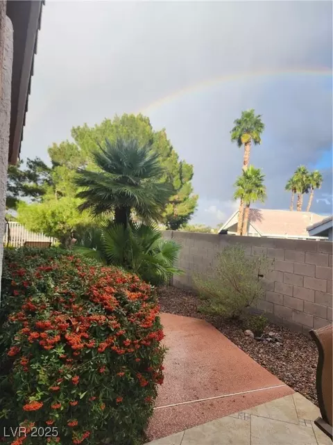 Exterior - 2138 Eaglepath Cir, Henderson, NV 89074 photo 6 of 6