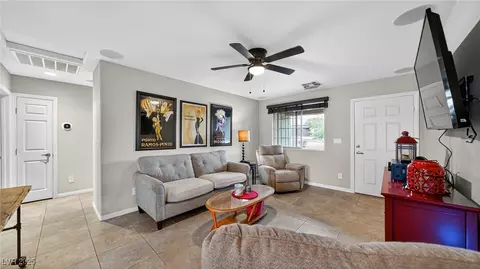 2852 Beacon Rock Dr, Laughlin, NV 89029 photo 8
