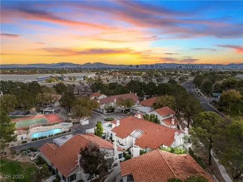 2720 Baycliff Ct #2, Las Vegas, NV 89117