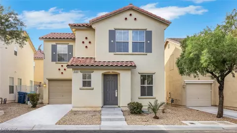 7233 Old Glory St, Las Vegas, NV 89148