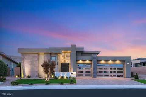 10782 White Clay Dr, Las Vegas, NV 89135