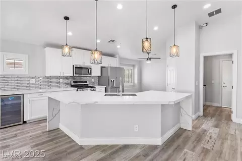 7852 Whitlocks Mill Ave, Las Vegas, NV 89147