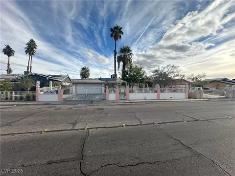 4138 Sheppard Dr, Las Vegas, NV 89121