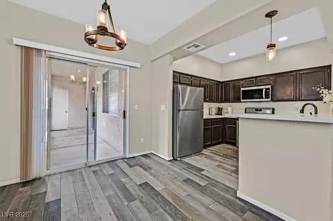 1508 Blackcombe St #104, Las Vegas, NV 89128