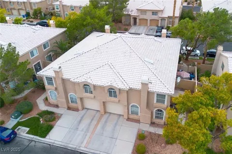 9639 Idle Spurs Dr, Las Vegas, NV 89123