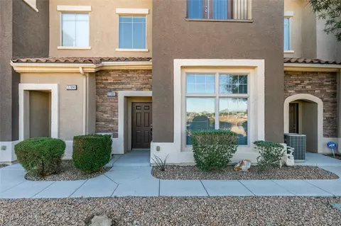 2786 Fountain Ridge Ln, Henderson, NV 89074
