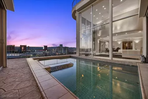 3111 Bel Air Dr #28C, Las Vegas, NV 89109