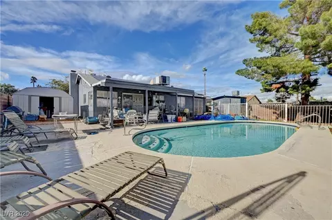 4952 Roswell St, Las Vegas, NV 89120