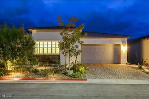 9021 Skye Treeline St, Las Vegas, NV 89166