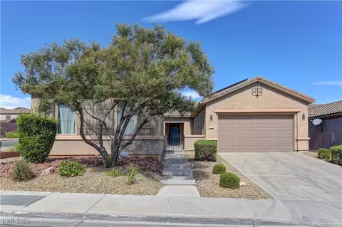 225 Palmetto Pointe Dr, Henderson, NV 89012