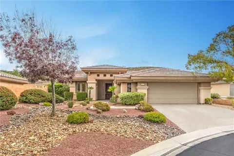 44 Moraine Dr, Henderson, NV 89052