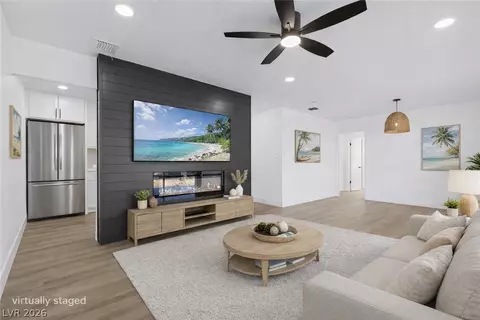 3304 San Juan Dr, Las Vegas, NV 89108