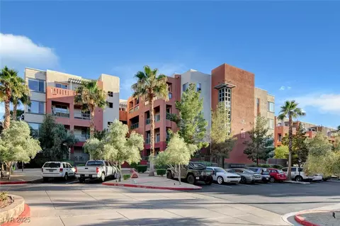71 E Agate Ave #206, Las Vegas, NV 89123