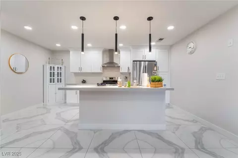 2200 S Fort Apache Rd #1038, Las Vegas, NV 89117