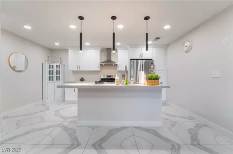 2200 S Fort Apache Rd #1038, Las Vegas, NV 89117