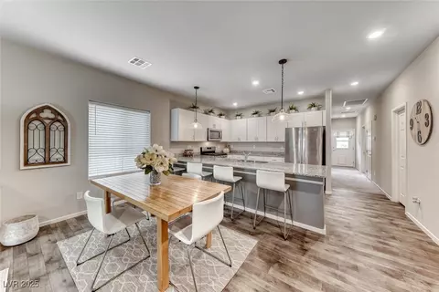 7529 Garnet Moon St, North Las Vegas, NV 89084