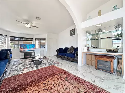 1431 Di Blasi Dr #105, Las Vegas, NV 89119