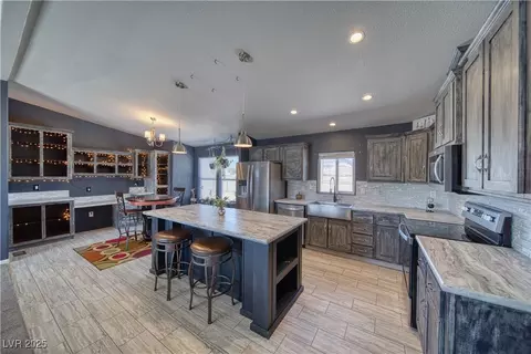 3750 W Blosser Ranch Rd #2, Pahrump, NV 89060