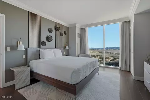 135 E Harmon Ave #1614, Las Vegas, NV 89109