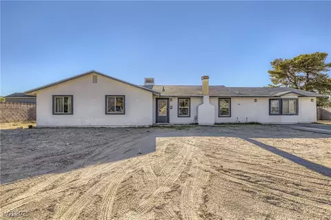 7939 Wishing Well Rd, Las Vegas, NV 89123