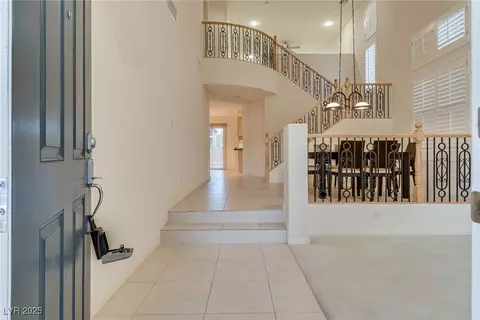 32 Glaring Ct, Henderson, NV 89002