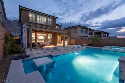 2604 Evolutionary Ln, Las Vegas, NV 89138