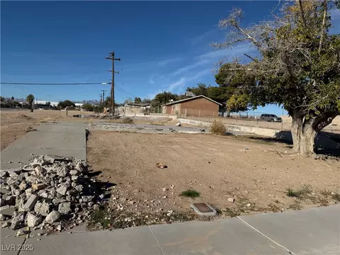 2741 Clayton St, North Las Vegas, NV 89032