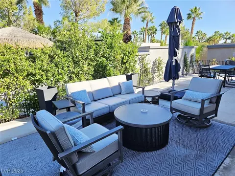 8175 Arville St #384, Las Vegas, NV 89139