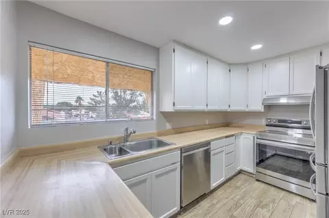 1303 Darlene Way #302C, Boulder City, NV 89005