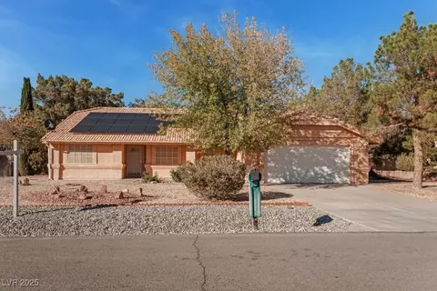 710 Tomahawk Ct, Pahrump, NV 89060