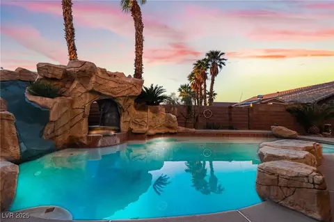 1341 Lime Point St, Las Vegas, NV 89110