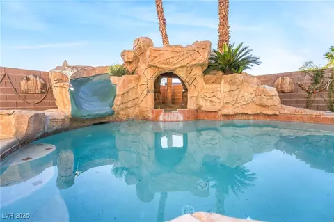 1341 Lime Point St, Las Vegas, NV 89110