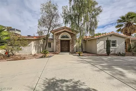 5328 Topaz St, Las Vegas, NV 89120