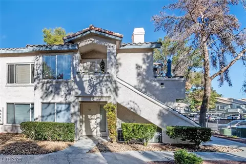 3141 Key Largo Dr #104, Las Vegas, NV 89120