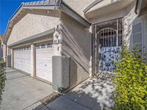 8516 Bandits Bluff Ave, Las Vegas, NV 89143