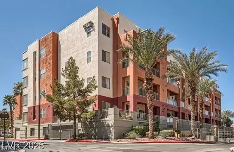 15 E Agate Ave #304, Las Vegas, NV 89123