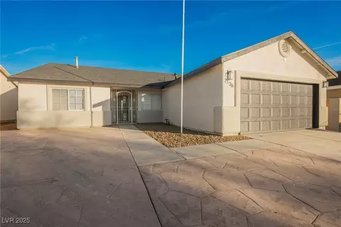 2136 Patriotic Ln, North Las Vegas, NV 89032