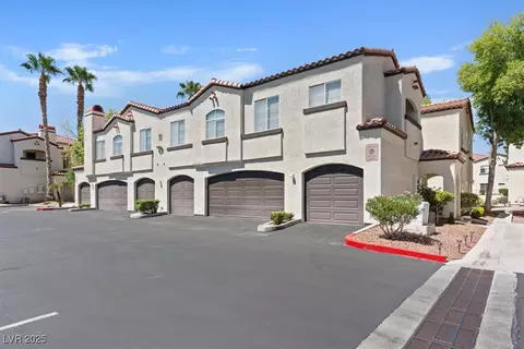 2975 Bluegrass Ln #1111, Henderson, NV 89074