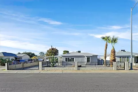 52 Mallory St, Henderson, NV 89015