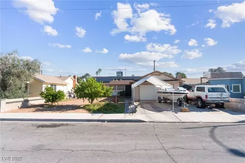 2105 El Greco St, Las Vegas, NV 89102