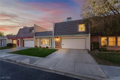 3543 Blackstone St, Las Vegas, NV 89121