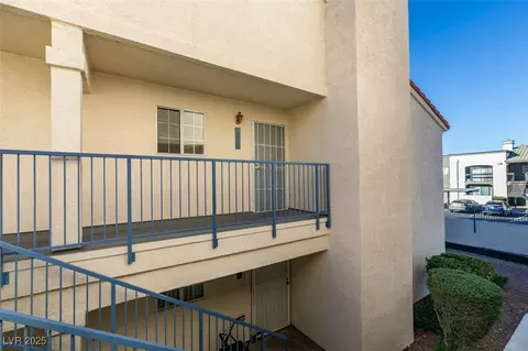 2725 S Nellis Blvd #2034, Las Vegas, NV 89121