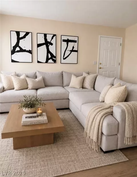 7905 Lago Vista Ln #201, Las Vegas, NV 89145