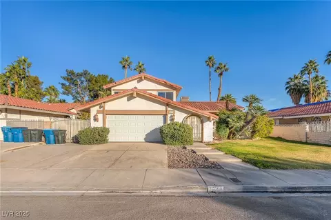 5214 Annie Oakley Dr, Las Vegas, NV 89120
