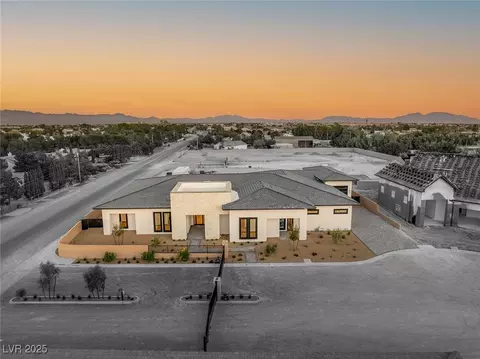 5855 St Ebbes Ct, Las Vegas, NV 89131