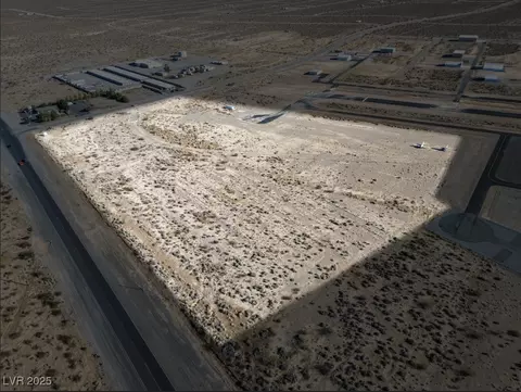 941 E Simkins Rd, Pahrump, NV 89060