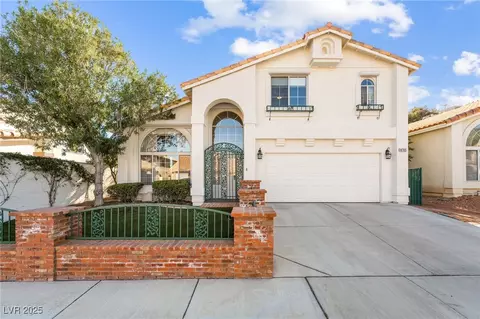 8705 Texas Bronco Ave, Las Vegas, NV 89129