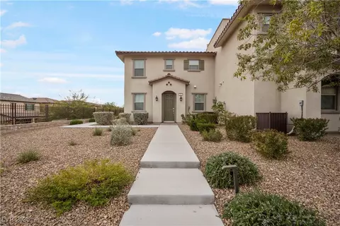 28 Alamere Falls Dr, Las Vegas, NV 89138