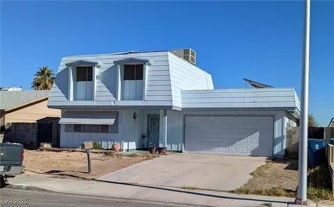 217 Thunder St, Las Vegas, NV 89145